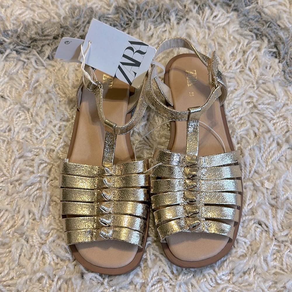 NWT ZARA gold sandals
